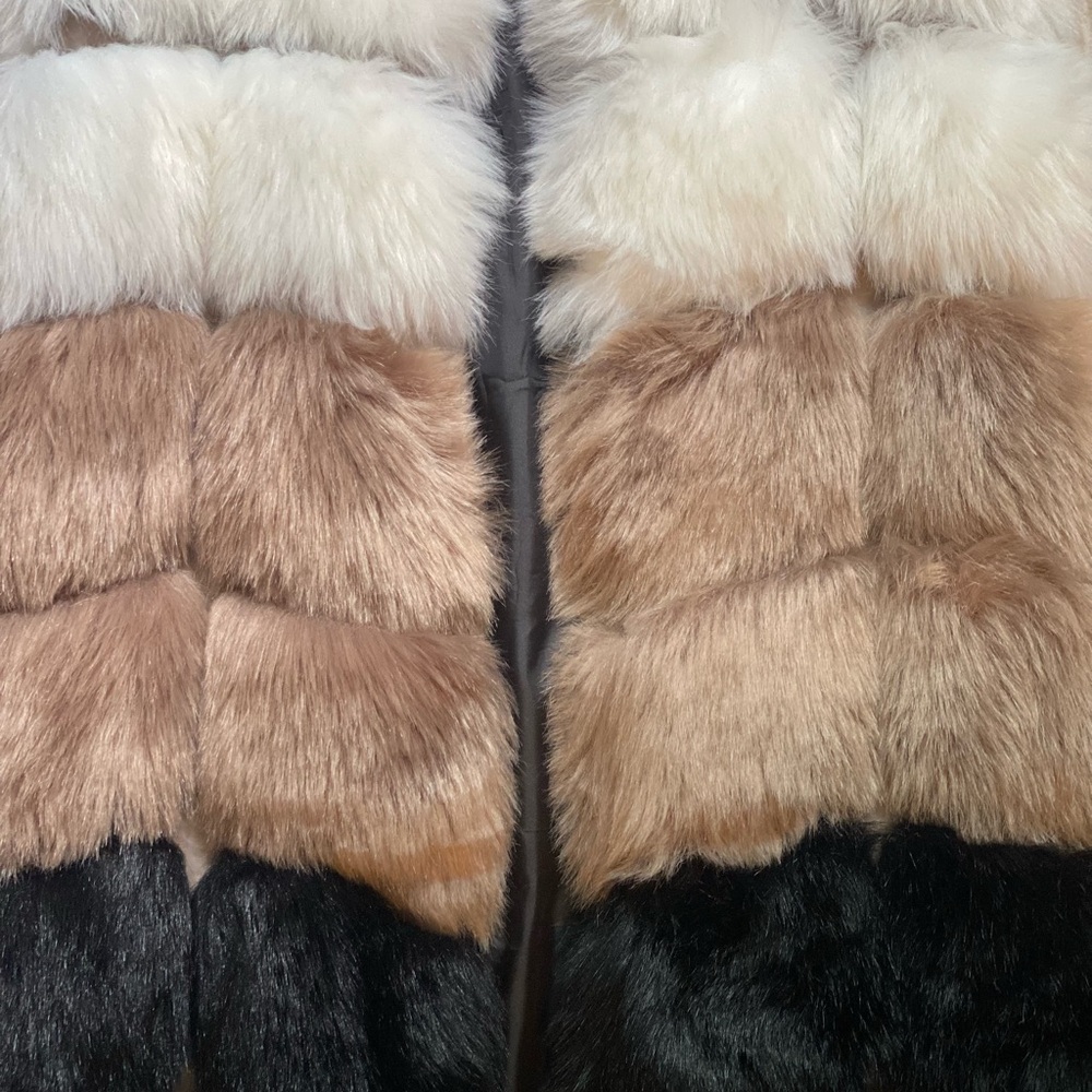 Women's Faux Fur Vest - Picture 5 of 9